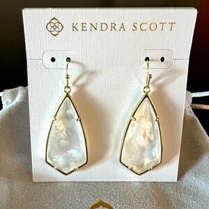 Kendra Scott Gold Drop Earrings in Ivory Stone